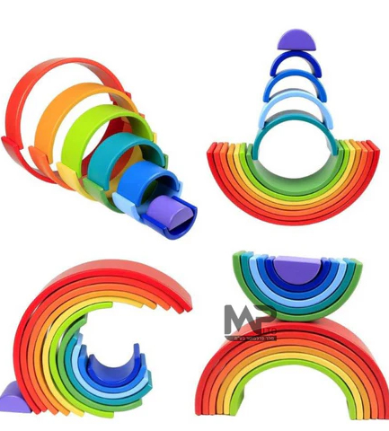 קשתות צבעוניות מעץ image